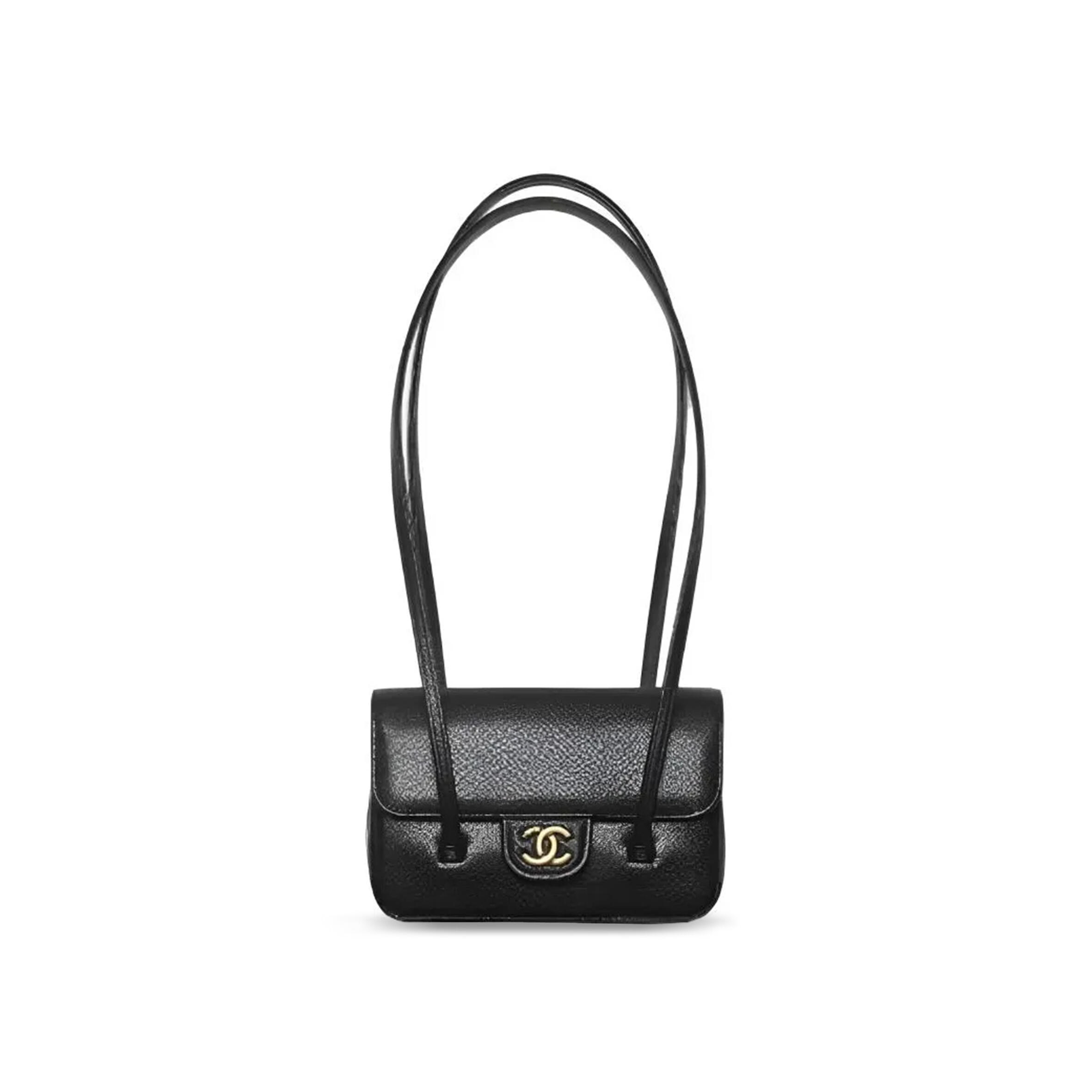 CHANEL MINI CLUTCH WITH LEATHER STRAP AP5068  (17*11.5*5cm)